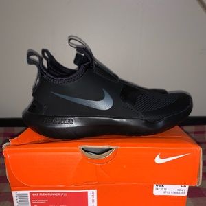 Kids Nike Flex Runner, Size 1 Brand new